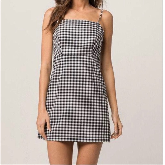 Tilly's Dresses & Skirts - IVY & MAIN Gingham Dress
Size Medium